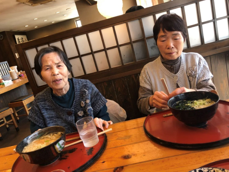 白いはと通信 お花見、行ってきました~♪ 2018年3月 写真1