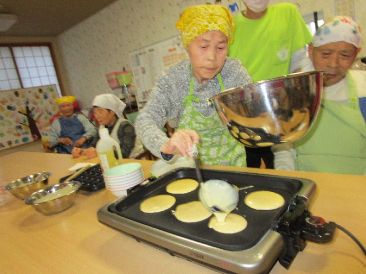 白いはと通信 クリスマス会に向けて 2018年11月 写真2