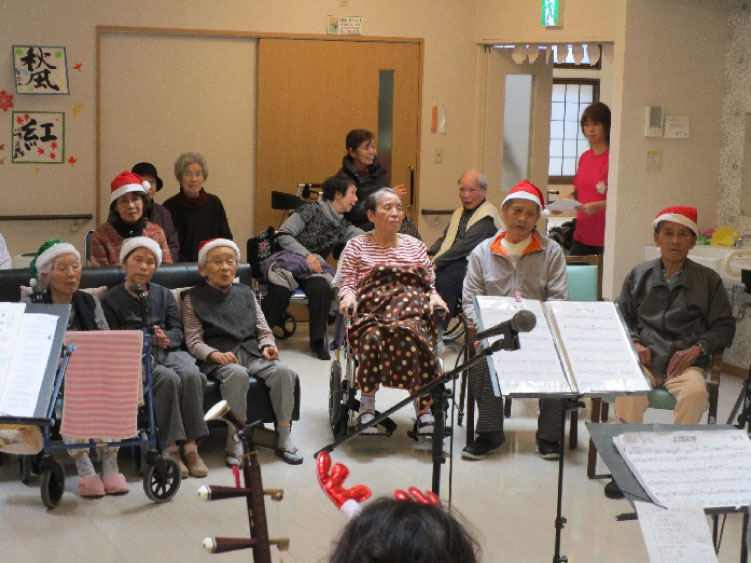 白いはと通信 ☆楽しいクリスマス会☆　2018年12月  写真2