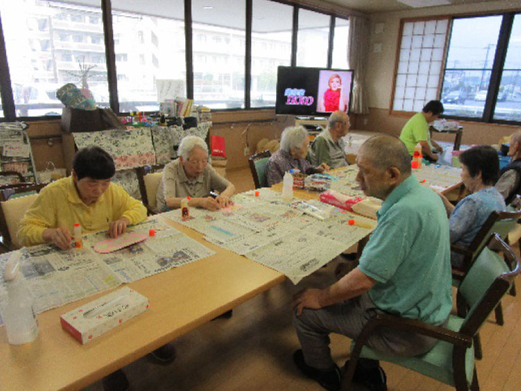 白いはと通信 藤の花の暖簾製作　2019年5月  写真3