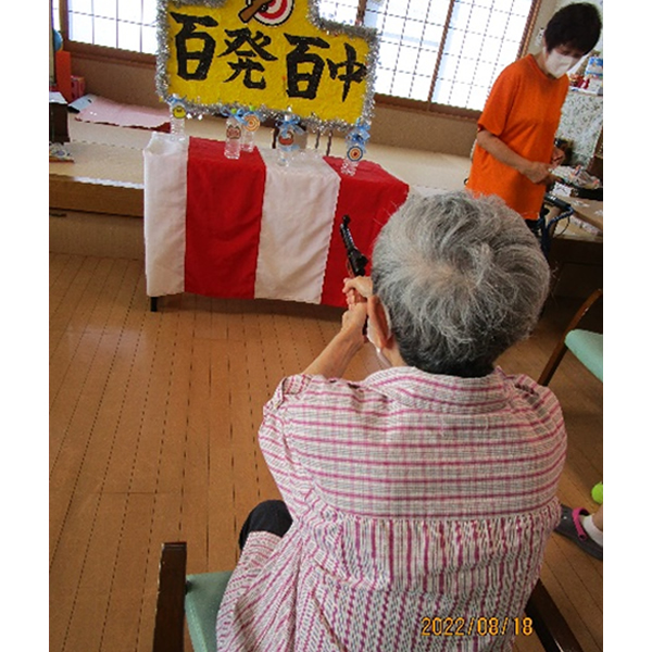 白いはと通信 -----　2022年08月  写真2