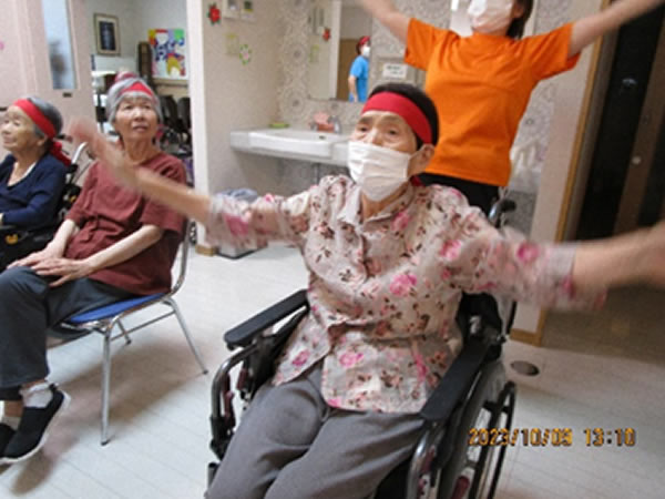 白いはと通信 ----- 2023年10月 写真1
