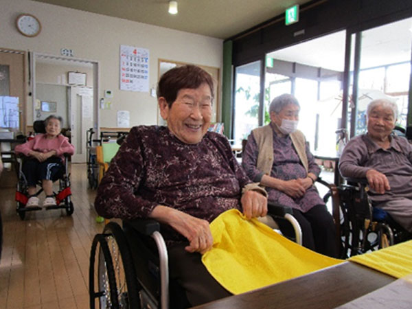 白いはと通信 ----- 2024年04月 写真4