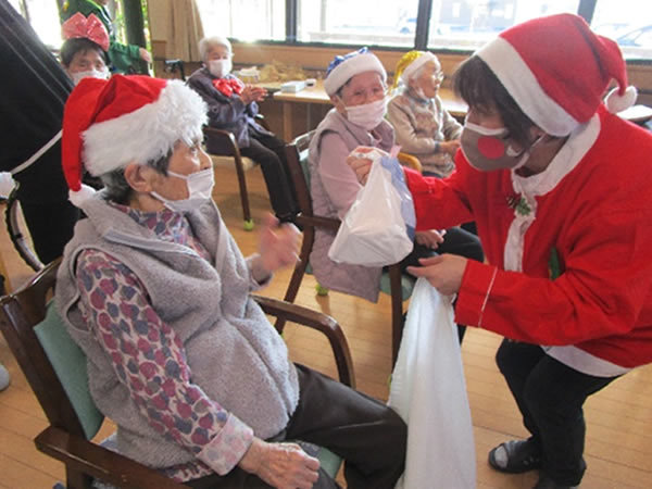 白いはと通信 ----- 2024年12月 写真6