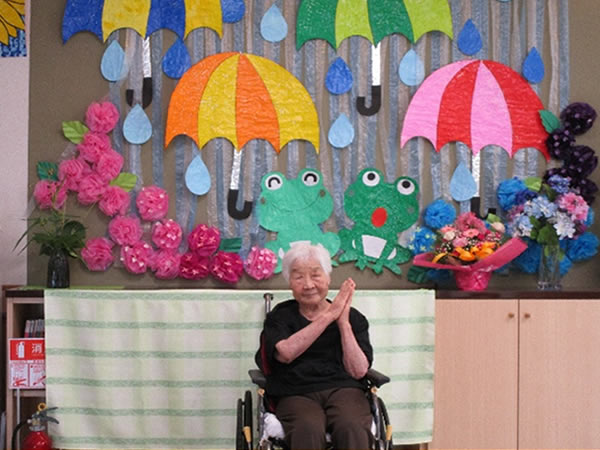 白いはと通信 ----- 2025年06月 写真1