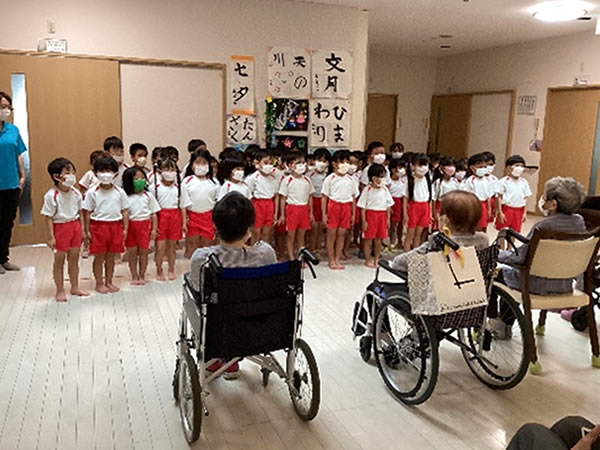 白いはと通信 ----- 2025年09月 写真1