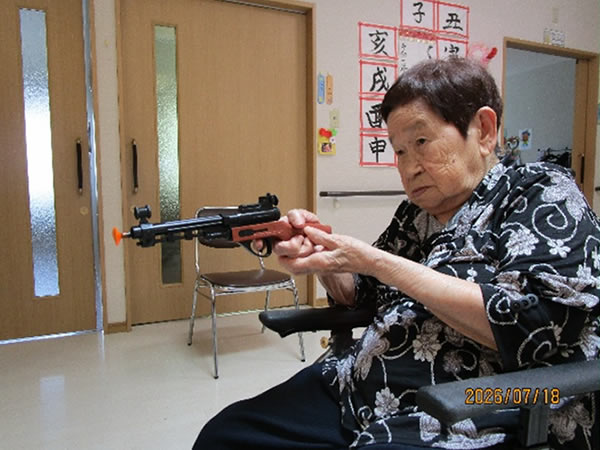 白いはと通信 -----　2026年07月  写真6